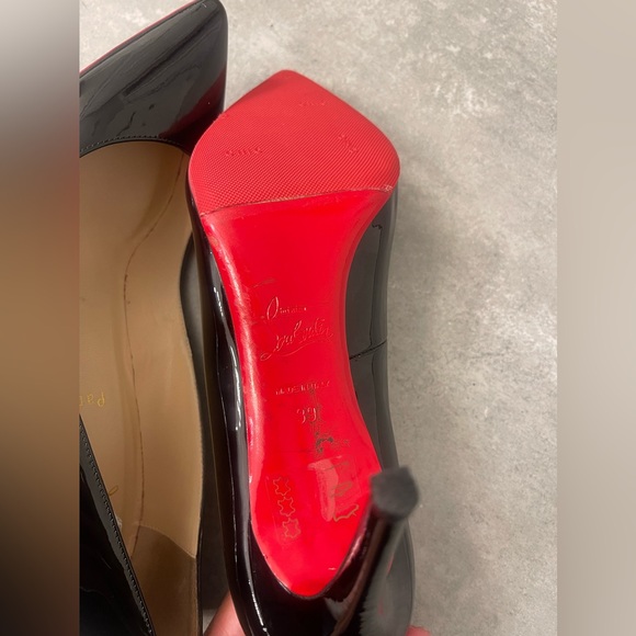 Christian Lounoutin patent leather 85mm heel, size 39 iconic red sole. - Picture 3 of 11